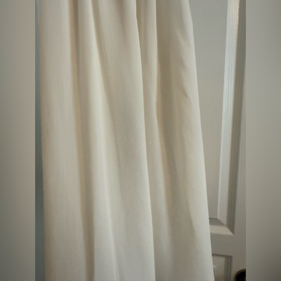 H&M Off-White Ruffled Top - Picture 7 of 7